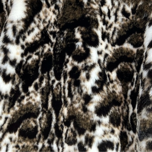 Band Of The Free‎ / NWT / Wildcat Faux Fur Crop Jacket / Ivory & Black - Picture 5 of 8
